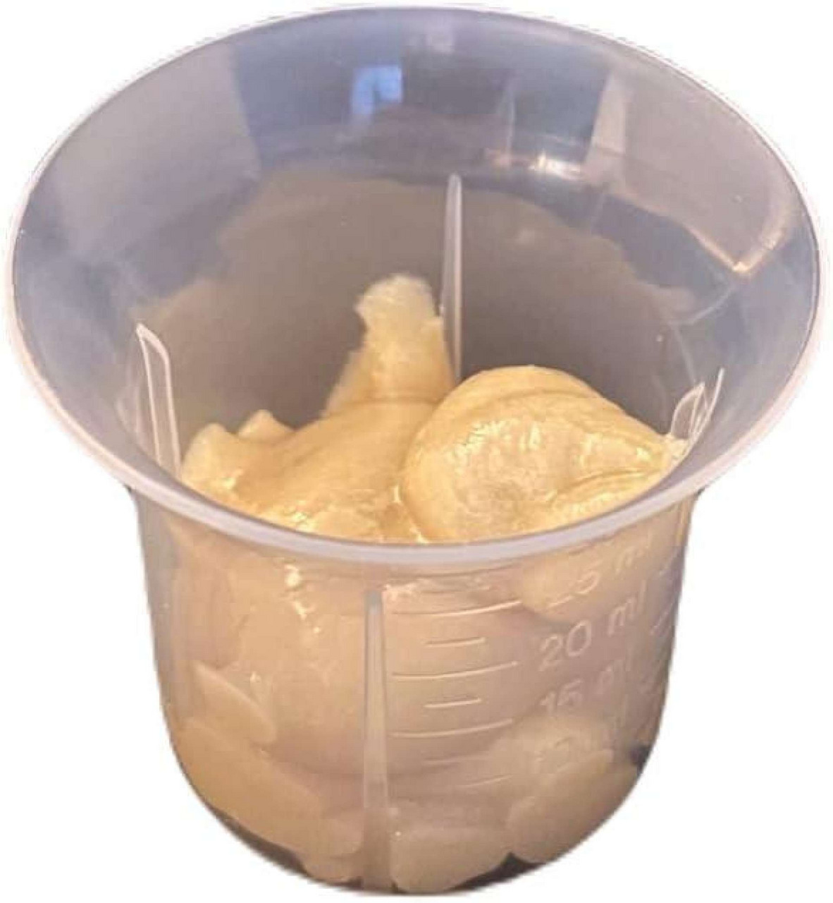 Canina Petvital Derm-Liquid, für Hunde & Katzen, ca. 25 ml, Nahrungsergänzung, cremige gelbliche Substanz.