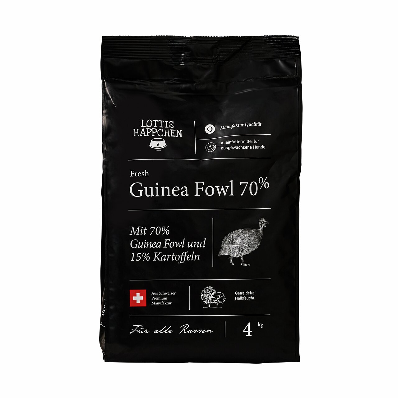 Eine schwarze Verpackung des Hundefutters „Lottis Häppchen Fresh Guinea Fowl 70%“ für ausgewachsene Hunde. Enthält 70% Perlhuhn und 15% Kartoffeln, getreidefrei und halbfeucht. Schweizer Premiumqualität, geeignet für alle Rassen. Verpackungsgröße: 4 kg.