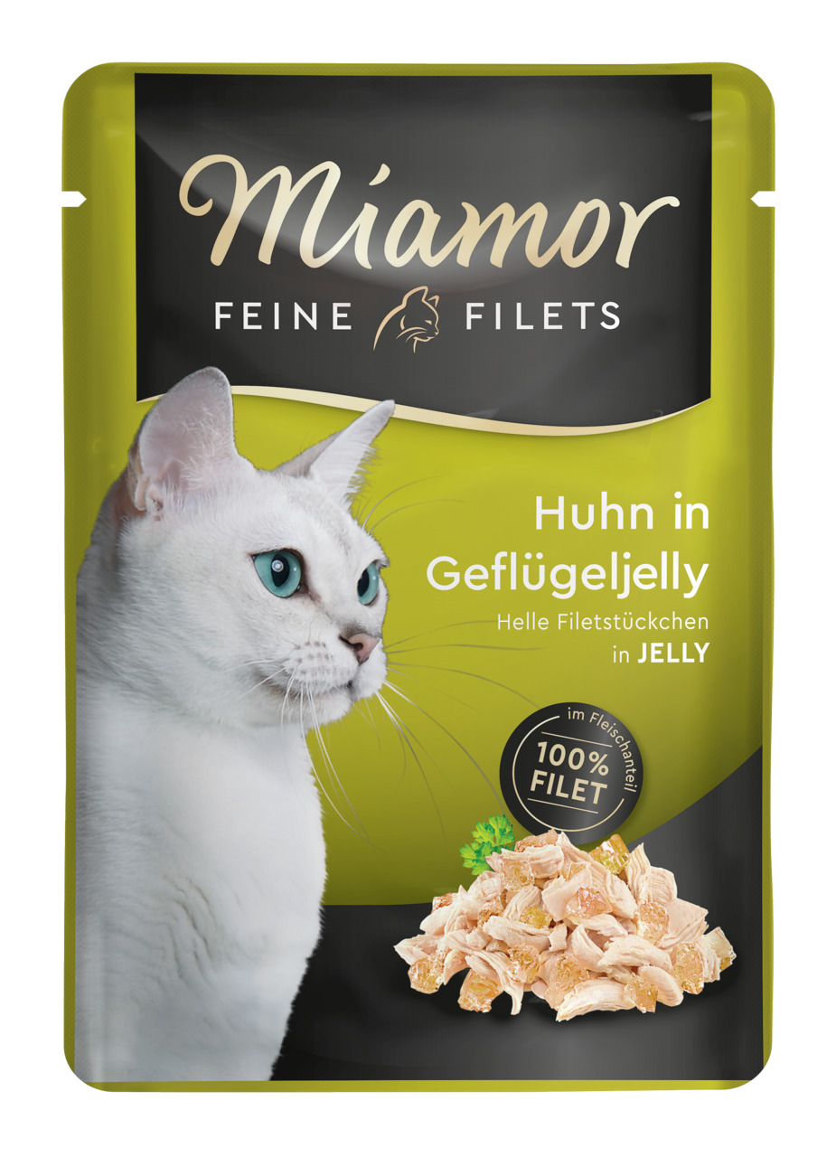 Das Bild zeigt eine Verpackung des Katzenfutters „Miamor Feine Filets“ mit der Geschmacksrichtung Huhn in Geflügeljelly. Die Zielgruppe sind Katzen. Auf der Verpackung sind helle Filetstücke abgebildet, die zu 100 % aus Filet bestehen. Die Menge ist nicht