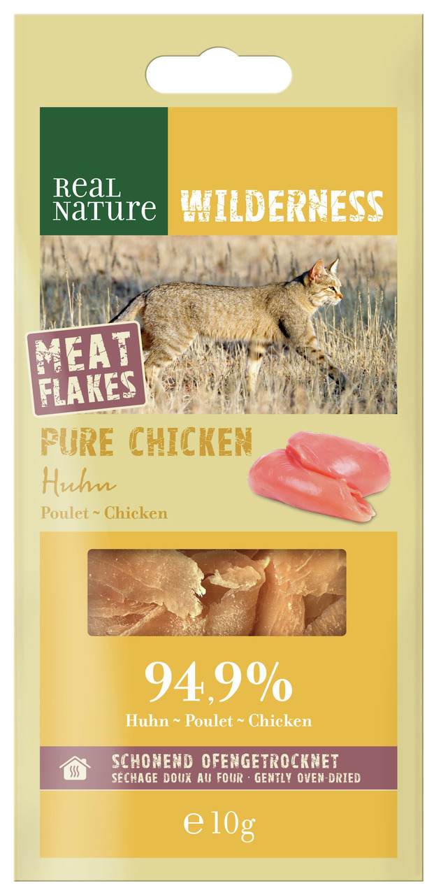 Das Bild zeigt eine Verpackung des Produkts „REAL NATURE Wilderness Meat Flakes Pure Chicken“. Es handelt sich um ein Katzensnack-Produkt für ausgewachsene Katzen. Die Geschmacksrichtung ist Huhn, mit einem Fleischanteil von 94,9 %. Die Packung enthält 10