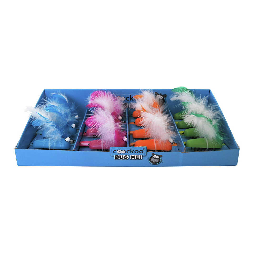 Coockoo "Bug Me!" Katzenspielzeug, Farben: Blau, Pink, Orange, Grün, mit Federn & Glöckchen, fördert Spieltrieb.