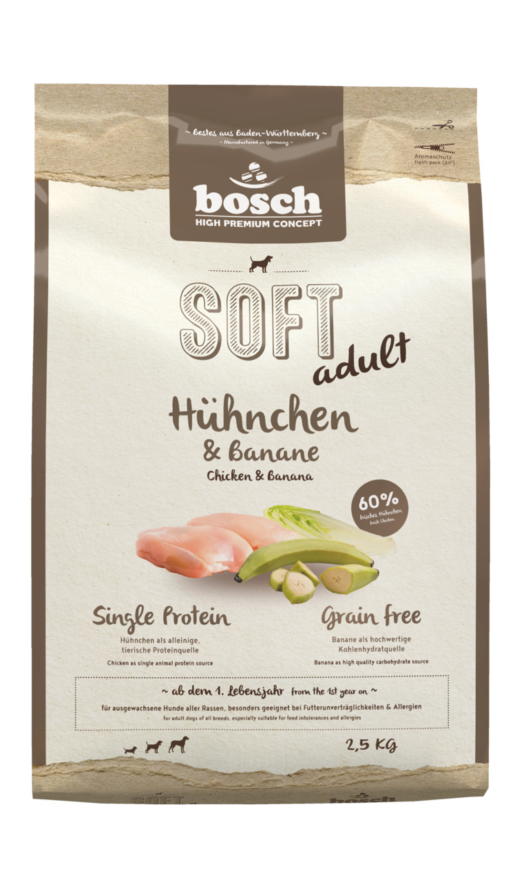 Das Bild zeigt eine Verpackung des Hundefutters „bosch SOFT adult Huhn & Banane“ mit einem Gewicht von 2,5 kg. Es handelt sich um ein getreidefreies Alleinfuttermittel für ausgewachsene Hunde aller Rassen, besonders geeignet für ernährungssensible Hunde u