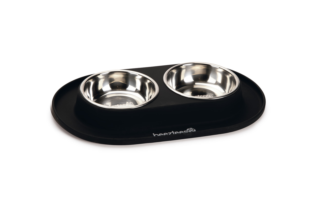 Beeztees Doppelnapf für Hunde & Katzen, 2 Edelstahlnäpfe in rutschfester Gummimatte, ideal für Futter & Wasser, leicht zu reinigen.