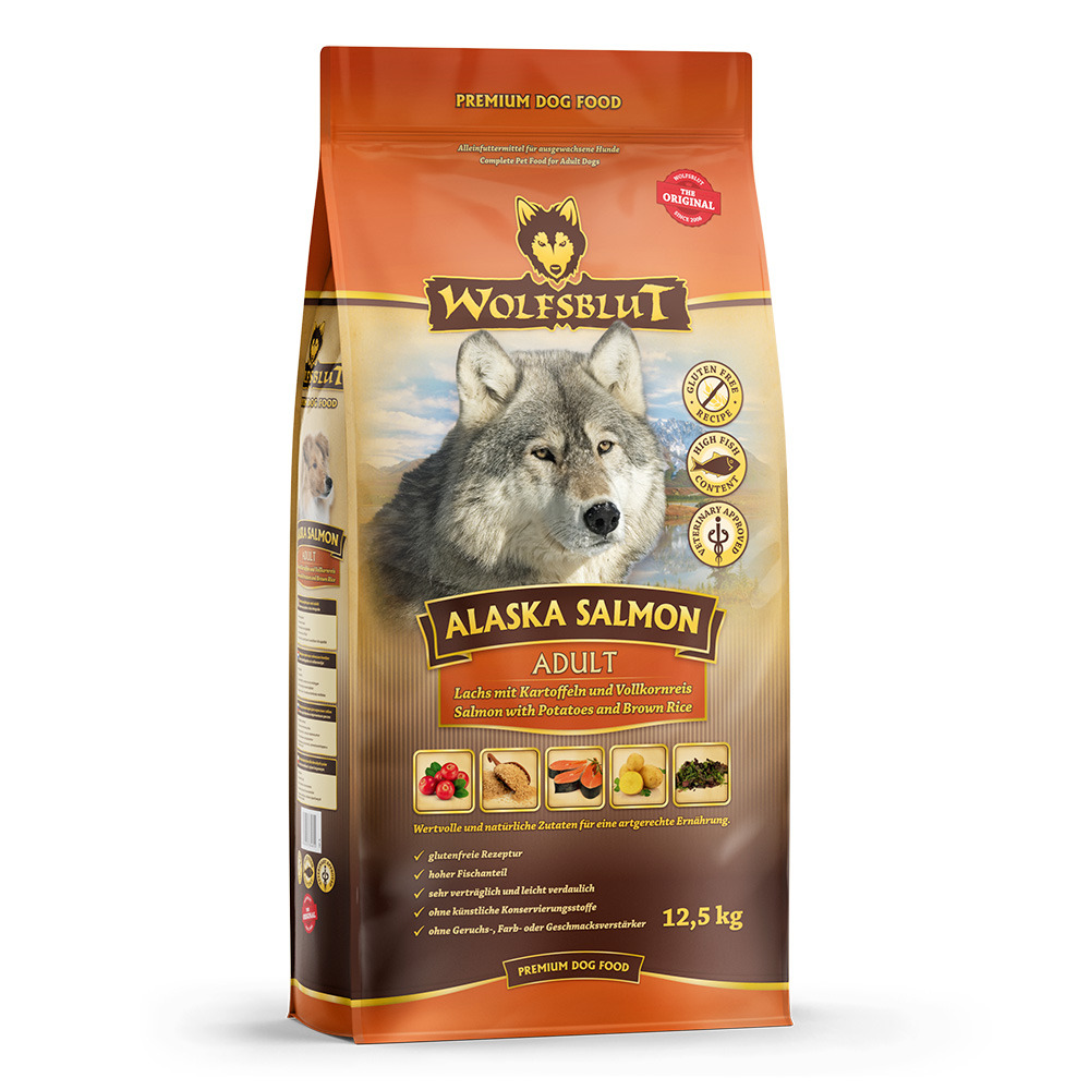 Das Bild zeigt eine 12,5-kg-Packung des Premium-Hundefutters „Wolfsblut Alaska Salmon Adult“. Es ist speziell für ausgewachsene Hunde entwickelt und enthält Lachs, Kartoffeln und Vollkornreis. Die Verpackung hebt eine glutenfreie Rezeptur, hohen Fischante
