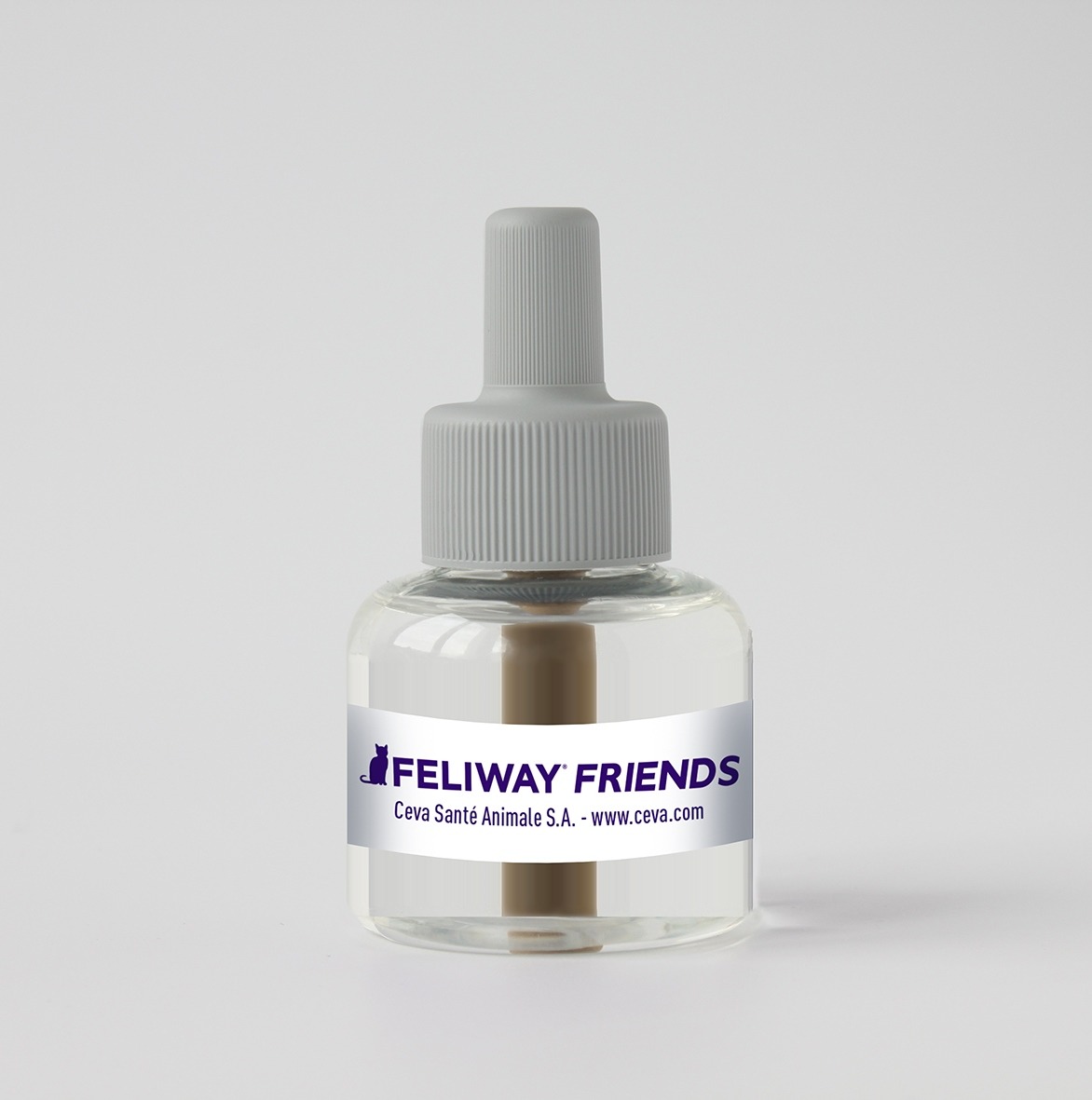 Feliway Friends Nachfüllflasche (Ceva Santé Animale) für Katzen, fördert Harmonie zw. Katzen, klare Flüssigkeit, grauer Verschluss.