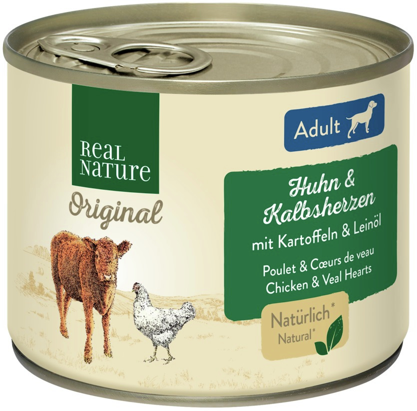 Eine Dose REAL NATURE Original Hundefutter für ausgewachsene Hunde (Adult) mit der Geschmacksrichtung Huhn und Kalbsherzen, verfeinert mit Kartoffeln und Leinöl. Die Verpackung zeigt eine Illustration von Huhn und Kalb. Inhalt: 400 g. Natürliches Futter o