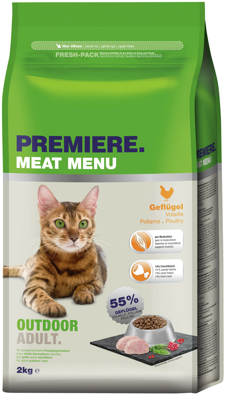 Das Bild zeigt eine grüne Verpackung des Katzenfutters „PREMIERE Meat Menu Outdoor Adult“ mit Geflügelgeschmack. Es ist speziell für ausgewachsene Freigängerkatzen entwickelt. Die Verpackung enthält 2 kg Trockenfutter mit 55 % Geflügelanteil, 14 % Frischf