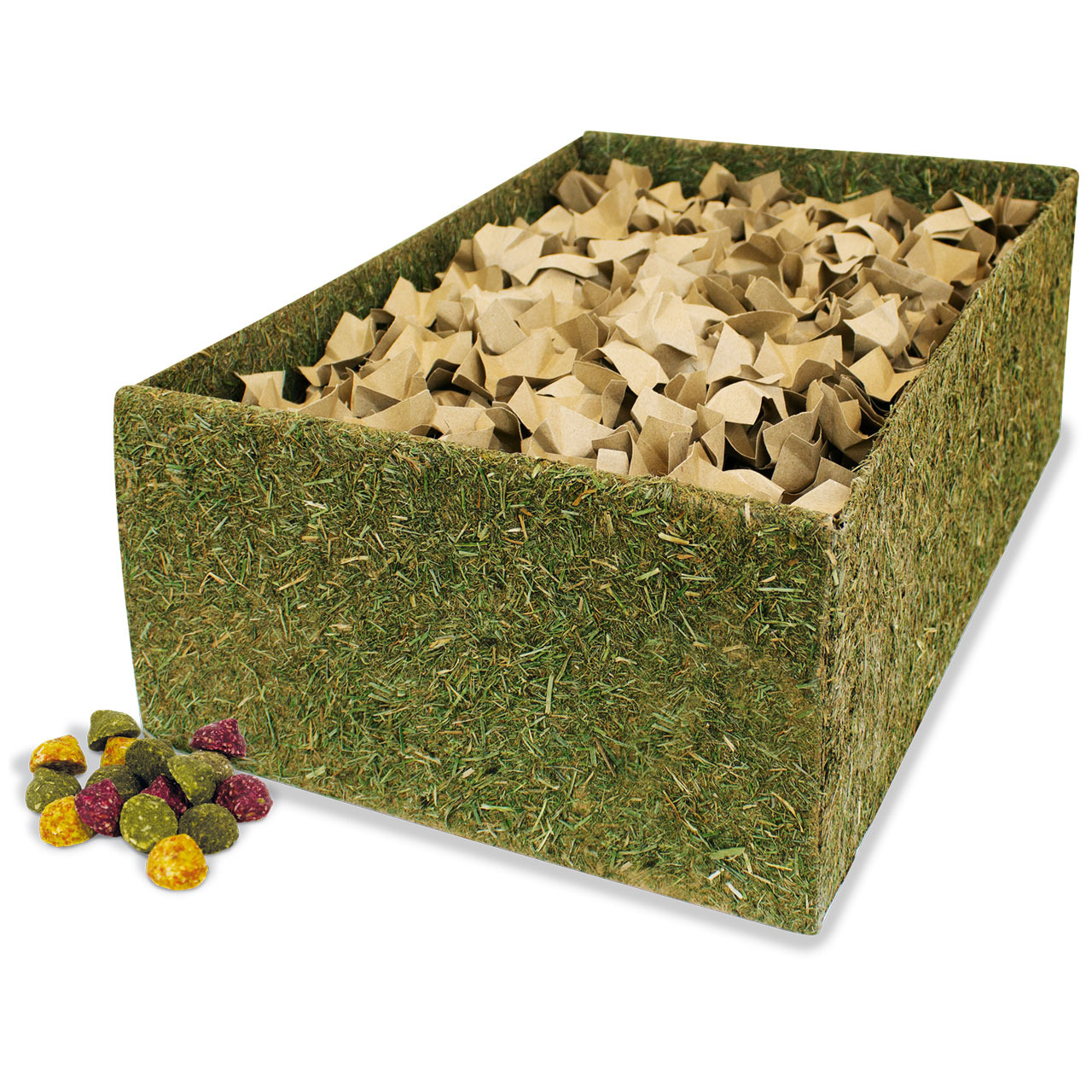 Das Bild zeigt das Produkt "JR FARM Heu-Spielbox" für Kleintiere wie Kaninchen, Meerschweinchen und andere Nager. Die Box besteht aus essbarem Heu und ist mit Papierfüllmaterial gefüllt, das zur Beschäftigung dient. Zusätzlich sind bunte Leckerlis in den 