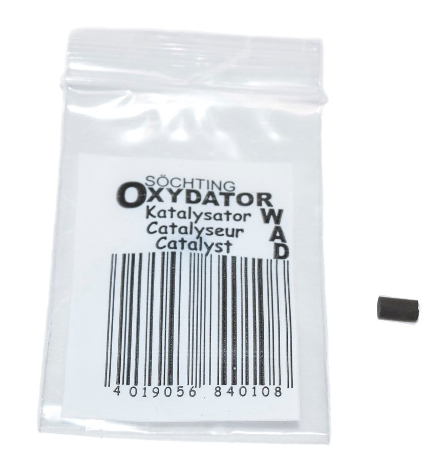 Söchting Oxydator Katalysator, Ersatzkatalysator für Aquarien-Teiche, in transparenter Tüte mit Etikett, EAN: 4019056840108.
