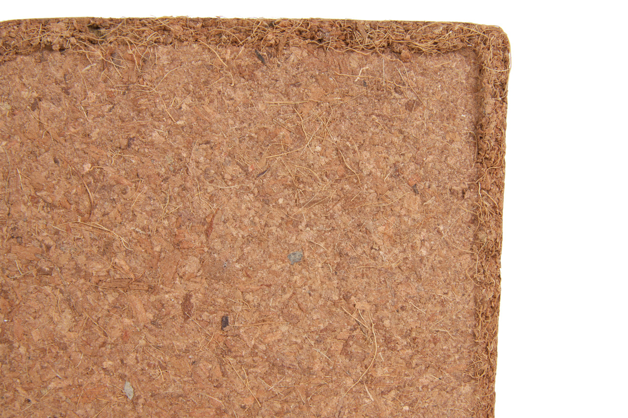 Das Bild zeigt eine rechteckige Kokosmatte der Marke TRIXIE, die speziell für Terrarien entwickelt wurde. Sie besteht aus natürlichem Kokosmaterial und dient als Bodengrund für Reptilien und andere Terrarientiere. Die Matte ist umweltfreundlich, leicht zu