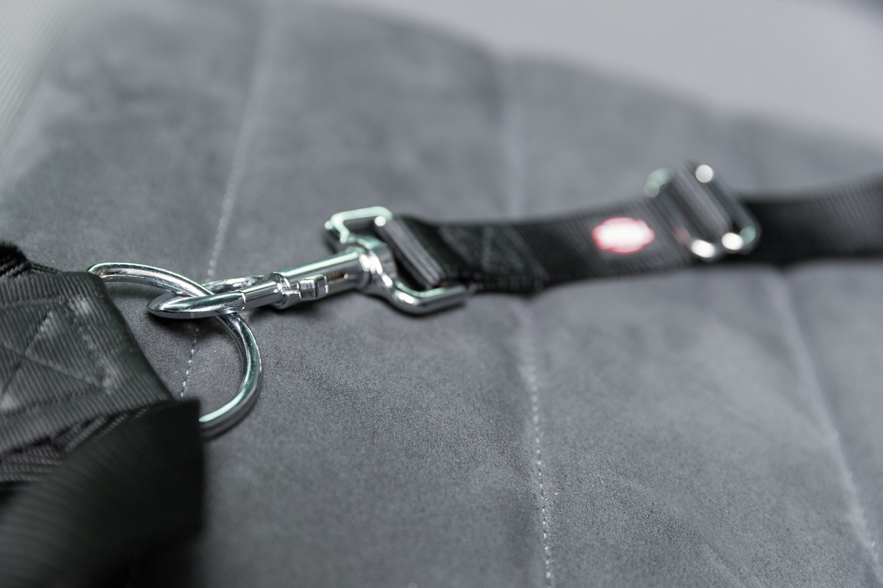 TRIXIE Sicherheitsgurt für Hunde, Auto-Transport, robustes Nylon, Metallkarabiner, verstellbar, schwarz, ideal für Sicherheit.