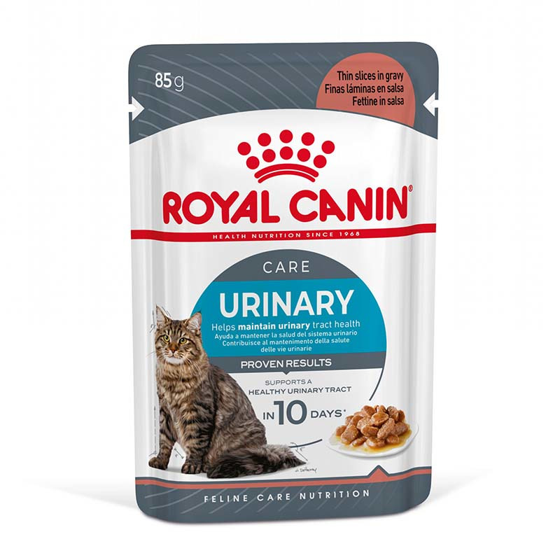 Das Bild zeigt eine Verpackung des Katzenfutters „ROYAL CANIN Urinary Care“ in einer 85 g Portionsgröße. Es ist speziell für ausgewachsene Katzen entwickelt, um die Gesundheit der Harnwege zu unterstützen. Die Geschmacksrichtung ist „feine Stückchen in So