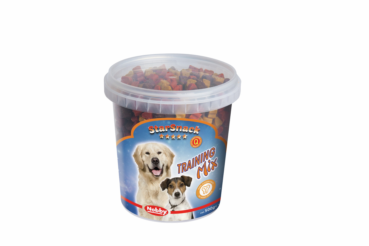 Ein transparenter Kunststoffbehälter mit 500 g StarSnack Training Mix von Nobby, einem Hundesnack für Hunde. Die Leckerlis sind in verschiedenen Farben und Formen sichtbar. Der Behälter zeigt ein Bild eines Hundes und wirbt mit zahnfreundlicher Rezeptur. 