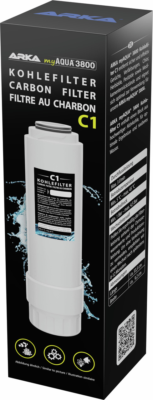 Das Bild zeigt den ARKA myAQUA 3800 Kohlefilter, ein Produkt für die Wasseraufbereitung. Der Filter ist in einer schwarzen Verpackung mit weißer Schrift dargestellt. Er dient der effektiven Entfernung von Gerüchen, Chlor und anderen Verunreinigungen aus d