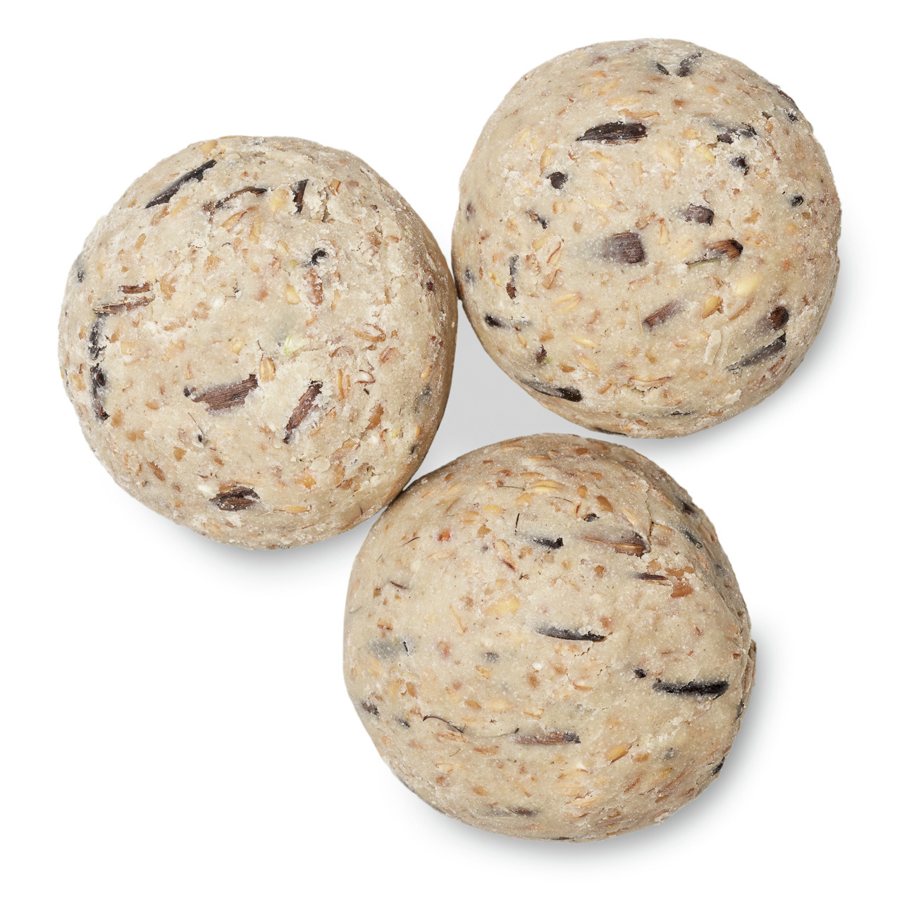 Das Bild zeigt drei Meisenknödel der Marke "Lottis Piepmätze", geeignet für Wildvögel. Die Knödel enthalten eine Mischung aus Haferflocken, Samen und Fett, ideal zur Fütterung im Garten oder auf dem Balkon. Sie bieten eine energiereiche Nahrung, besonders