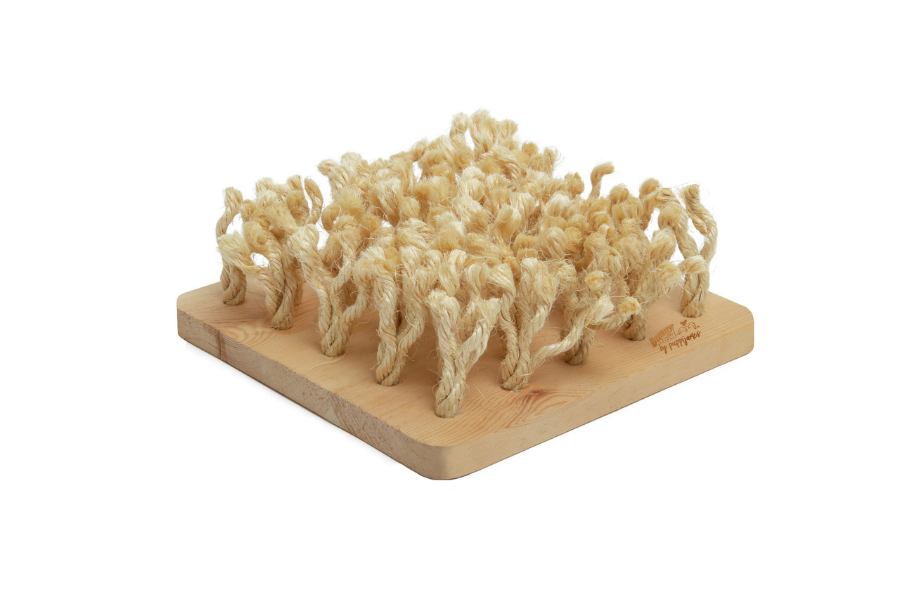 Bunny Nature Bunny Interactive Hay Feeder, Spielzeug für Kaninchen/Kleintiere, fördert Such-/Knabberverhalten, Holz/Sisal.