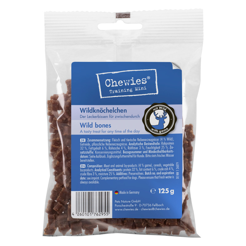 Das Bild zeigt eine Verpackung der Marke Chewies mit dem Produktnamen "Training Mini Wildknochen". Es handelt sich um einen Hundesnack für Hunde, der aus 4 % Wildfleisch besteht. Die Verpackung enthält 125 g und ist in Blau gehalten. Der Snack wird als "L