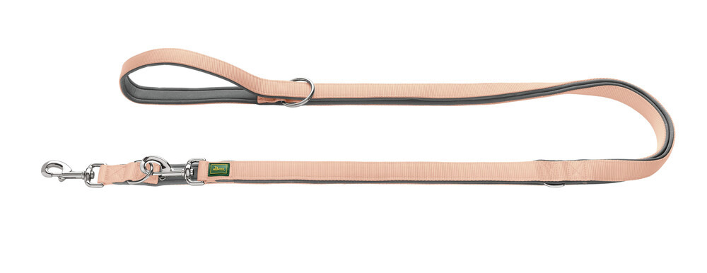 Das Bild zeigt die verstellbare Führleine "HUNTER Tripoli" für Hunde in der Farbe Beige mit grauen Akzenten. Die Leine ist aus robustem Nylon gefertigt und verfügt über einen stabilen Karabinerhaken aus Metall sowie einen gepolsterten Griff für hohen Trag