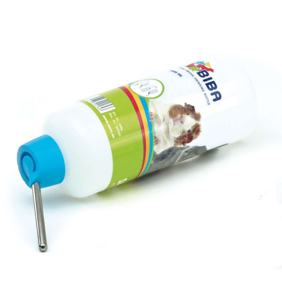 SAVIC Trinkflasche „Biba“ für Kleintiere (Meerschweinchen, Kaninchen), 500 ml, blauer Schraubverschluss, Metalltrinkdüse.