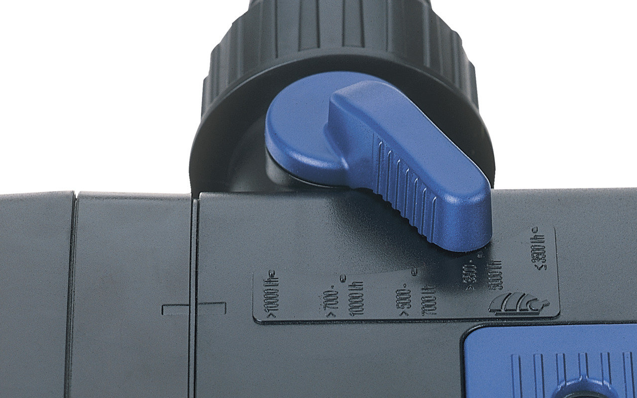 Oase AquaMax Eco Classic Filter, für Teichbesitzer, effiziente Wasserfilterung, Durchflussmengenanzeige, EAN: 4010052568232.