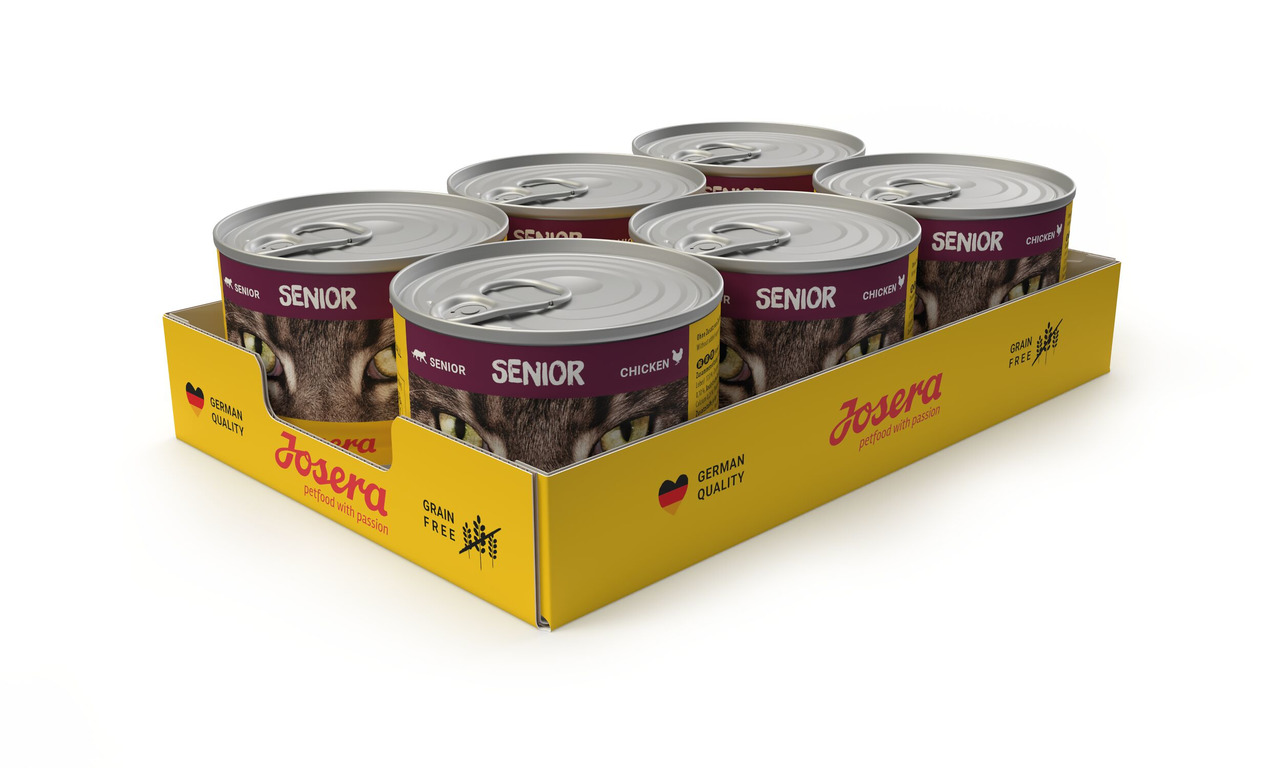 Das Bild zeigt eine gelbe Verpackungseinheit mit sechs Dosen Josera Senior Katzenfutter. Die Marke Josera ist deutlich sichtbar, ebenso wie der Hinweis „Grain Free“ und „German Quality“. Das Futter ist speziell für ältere Katzen geeignet und hat die Gesch