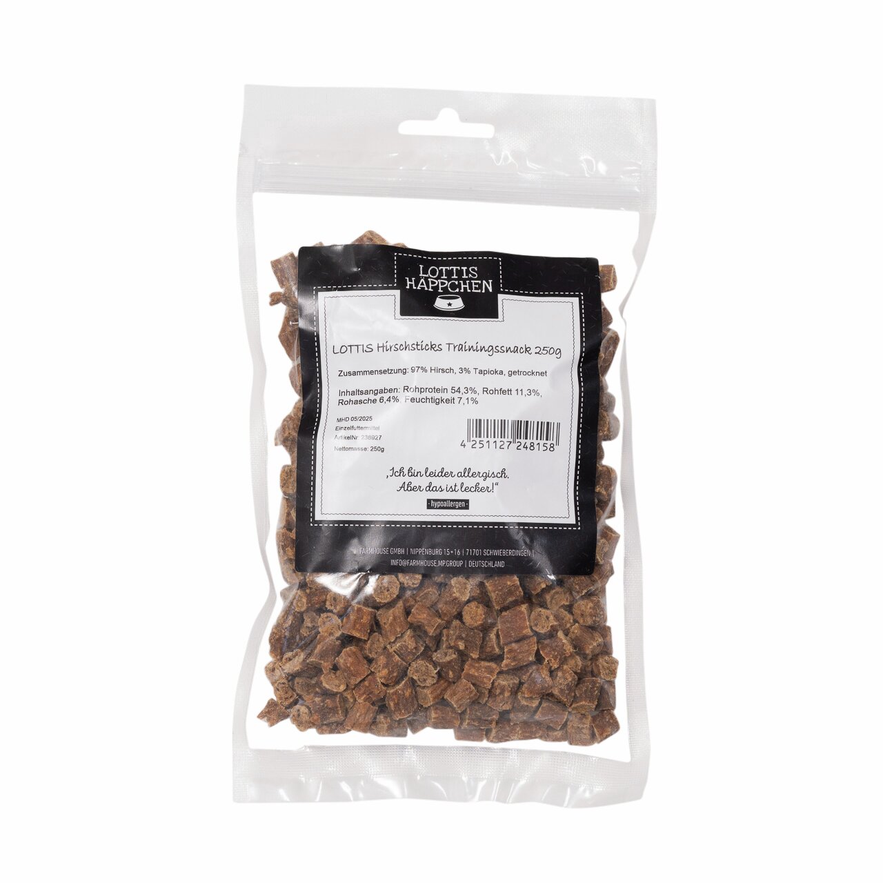 Das Bild zeigt eine transparente Verpackung mit der Aufschrift „LOTTIS HÄPPCHEN“. Es handelt sich um „LOTTIS Hirschsticks Trainingssnack“ für Hunde. Die Packung enthält 250 g getrocknete Snacks mit 97 % Hirsch und 3 % Tapioka. Die Zielgruppe sind Hunde, u