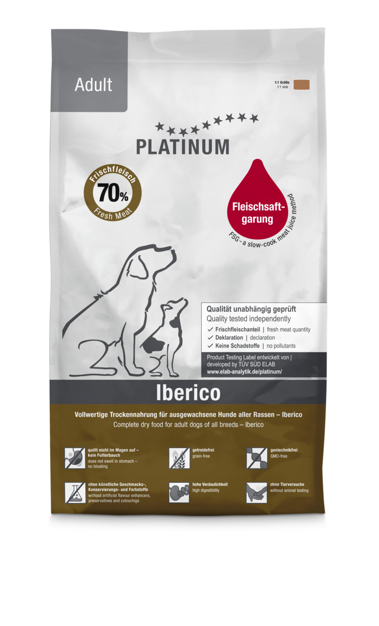 Das Bild zeigt eine Verpackung des Hundefutters "PLATINUM Adult Iberico". Es handelt sich um ein Trockenfutter für ausgewachsene Hunde aller Rassen. Die Geschmacksrichtung ist Iberico (Schweinefleisch). Die Verpackung hebt hervor, dass das Futter zu 70 % 