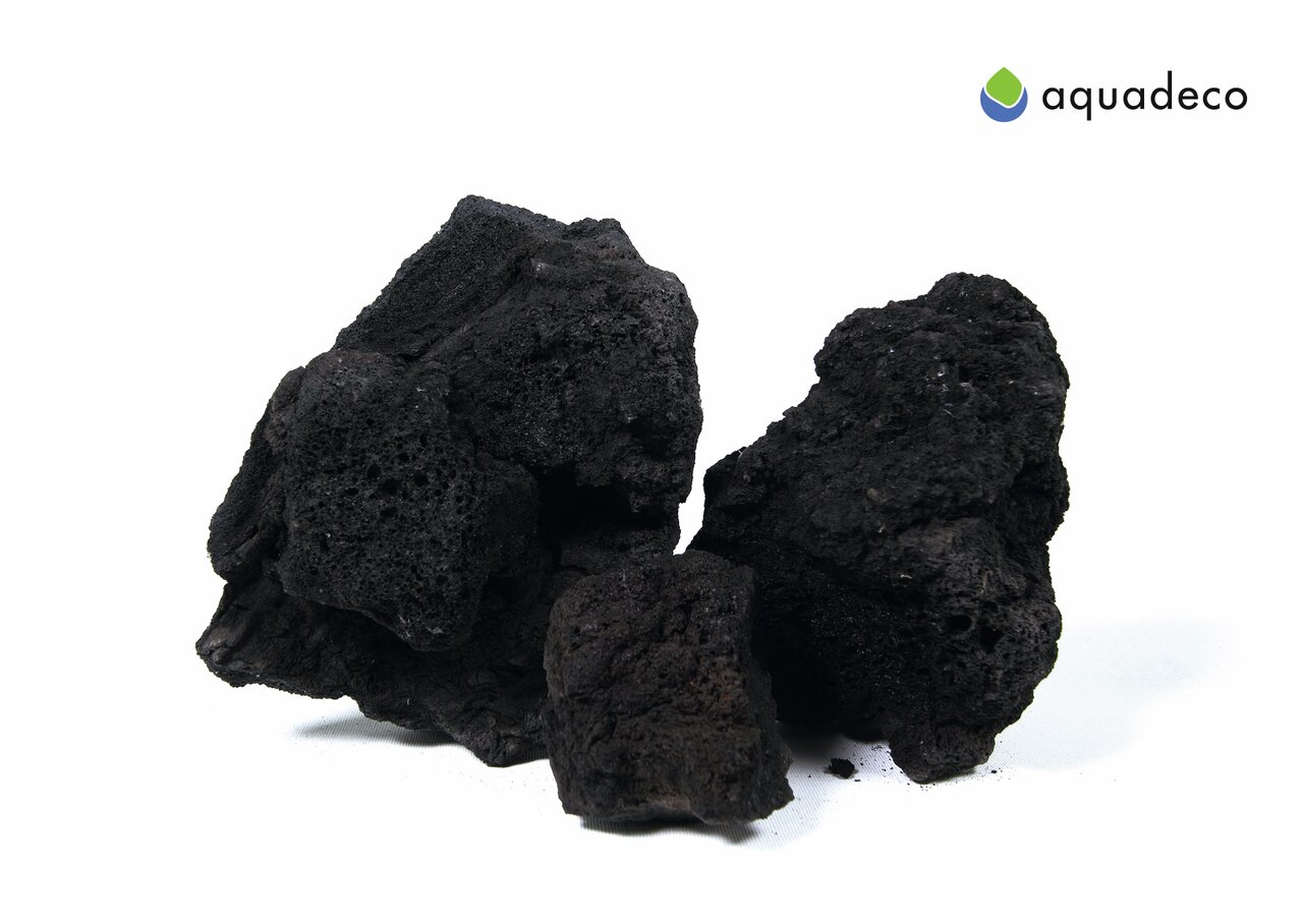 Schwarze Lavasteine von aquadeco, dekorative Aquarienlandschaft für Aquaristik, für Süßwasser- und Meerwasseraquarien geeignet.