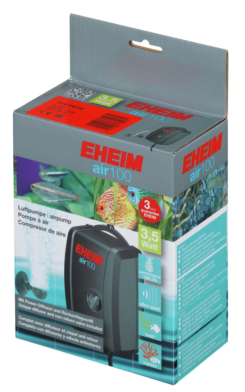 Das Bild zeigt die Verpackung der EHEIM air100 Luftpumpe, geeignet für Aquarien. Die Zielgruppe sind Aquarienbesitzer. Die Pumpe hat eine Leistung von 3,5 Watt und eine Förderleistung von 100 l/h. Sie ist leise, enthält einen Power-Diffusor und ein Rücksc