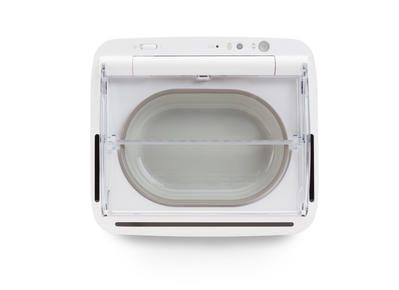 SureFeed Mikrochip Futterautomat, für Katzen & kleine Hunde, weiß, mit Mikrochip-Erkennung, graue Futterschale, ideal für Mehrtierhaushalte.