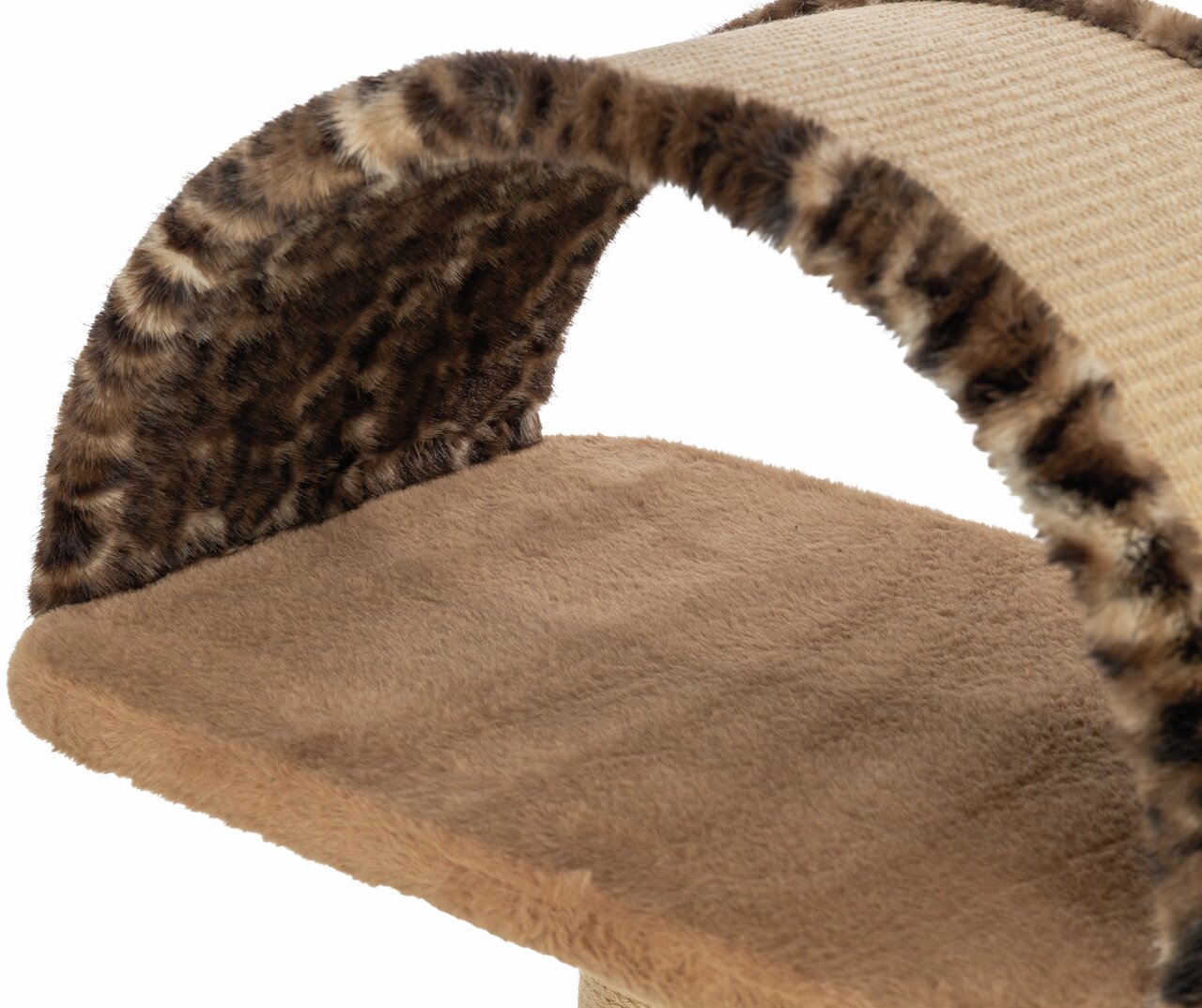 Kratzbaum von TRIXIE für Katzen, beige mit Plüschbezug und Leopardenmuster. Ideal zum Spielen und Ausruhen.