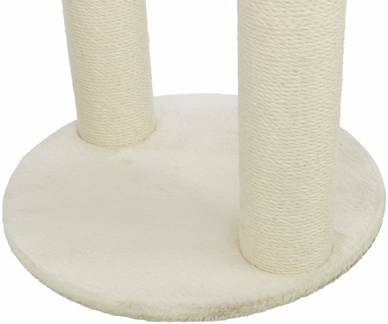 Kratzbaum von TRIXIE für Katzen, mit weißem Plüsch und Sisalstämmen, zum Krallenwetzen und Spielen geeignet.