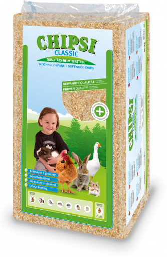 Das Bild zeigt eine Verpackung der Marke CHIPSI mit der Produktbezeichnung "Classic Qualitäts-Heimtierstreu". Die Zielgruppe sind Kleintiere wie Kaninchen, Meerschweinchen, Hühner und Vögel. Die Streu besteht aus weichen Holzspänen und wird als staubarm u