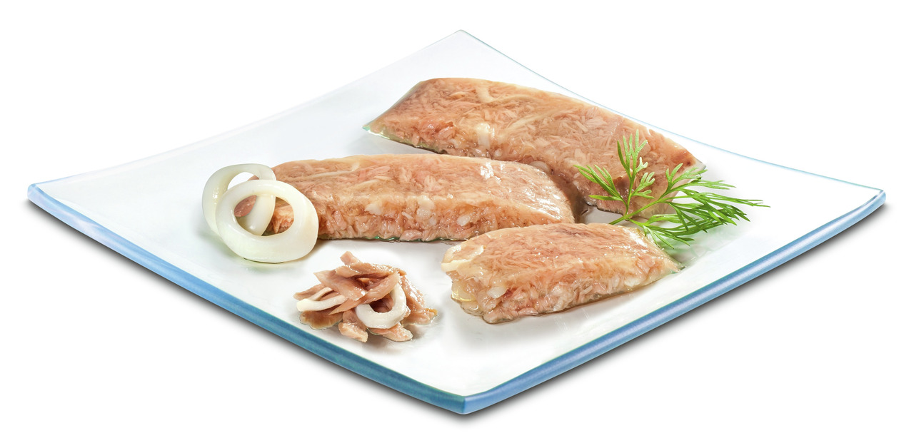 PREMIERE Katzenfutter, saftige Filetstücke, für Katzen, proteinreich, mit Fisch & Dill, hochwertige Mahlzeit.