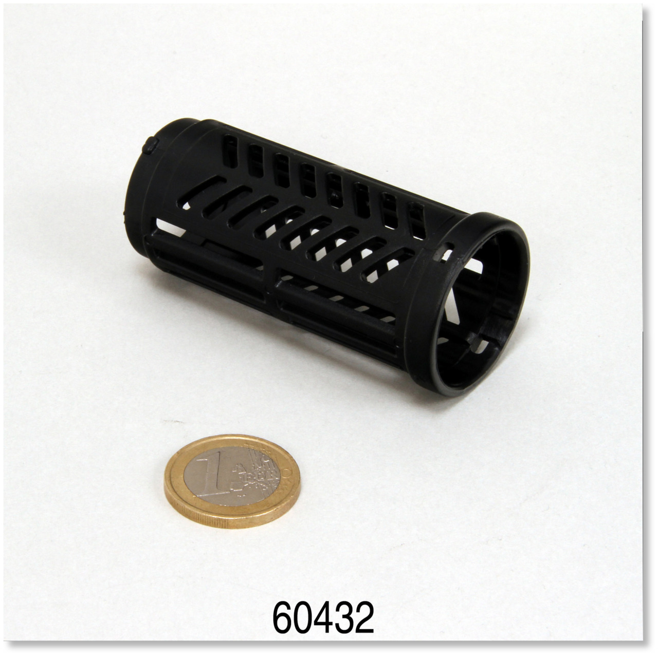 JBL Schutzgitter 60432 für Aquarienfilter, schützt Filtermedien vor Partikeln, Größe durch 1€-Münze veranschaulicht.