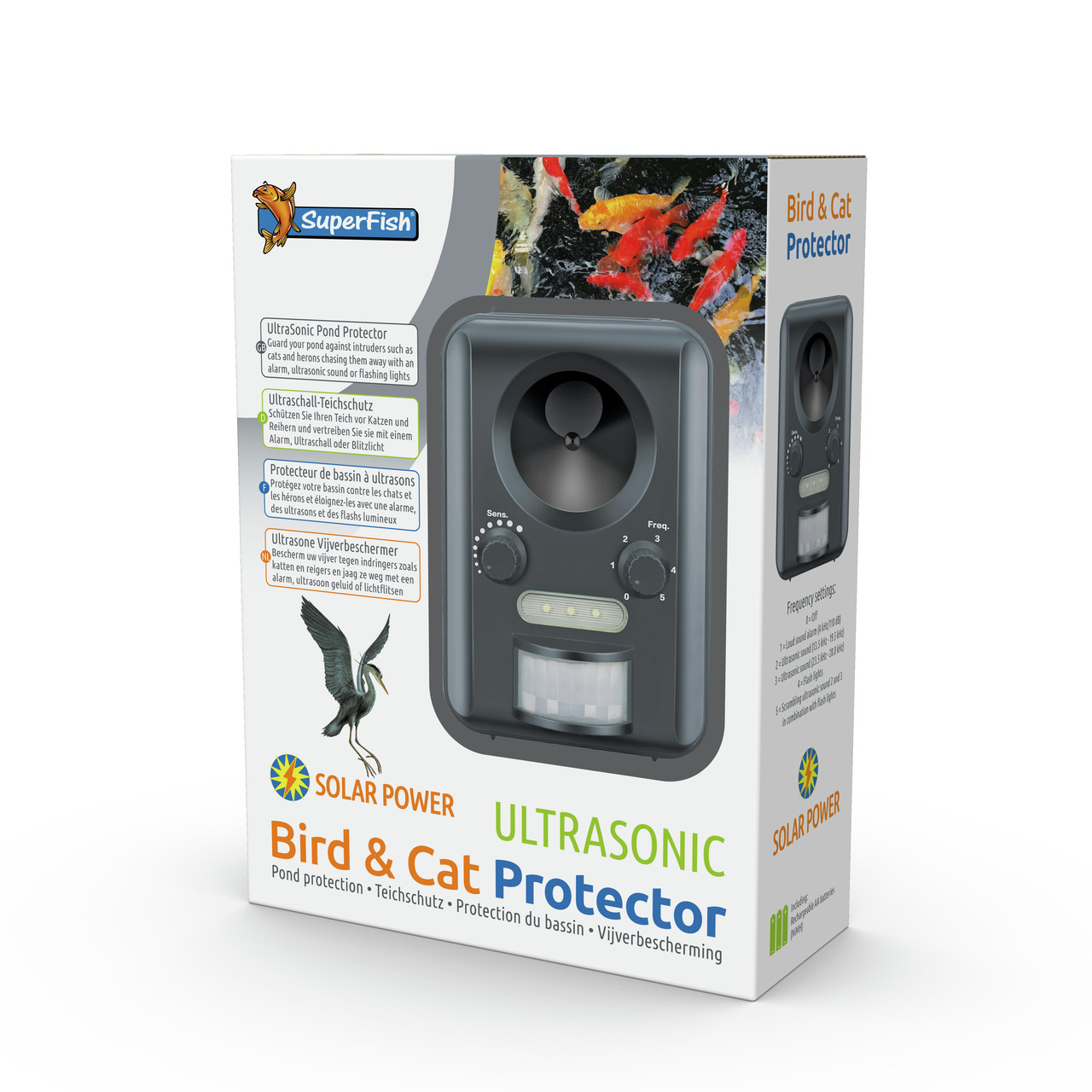 Das Bild zeigt die Verpackung des Produkts „SuperFish Ultrasonic Bird & Cat Protector“. Es handelt sich um einen solarbetriebenen Ultraschall-Teichschutz, der Vögel und Katzen fernhält. Zielgruppe sind Teichbesitzer. Die Verpackung zeigt das Gerät, Koi-Fi