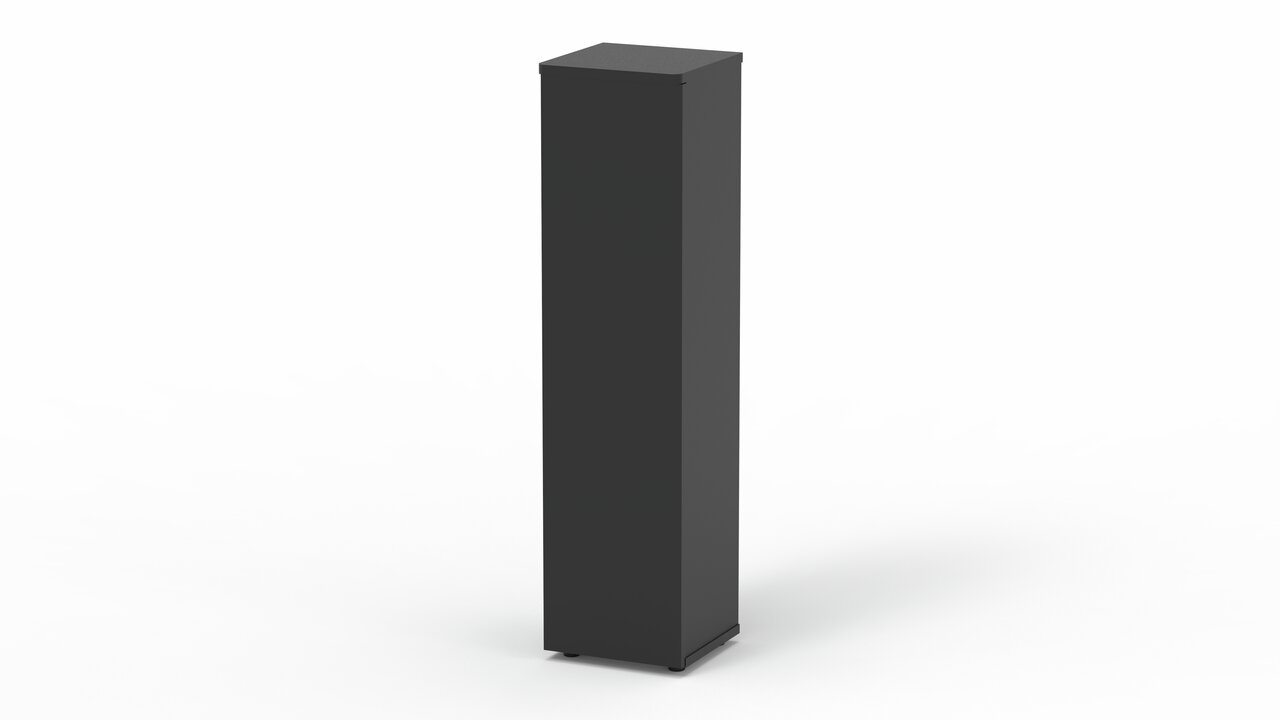ME Standvitrine oder Aufbewahrungsschrank in Schwarz, schlanke rechteckige Form mit glatten Flächen, freigestellt gezeigt.