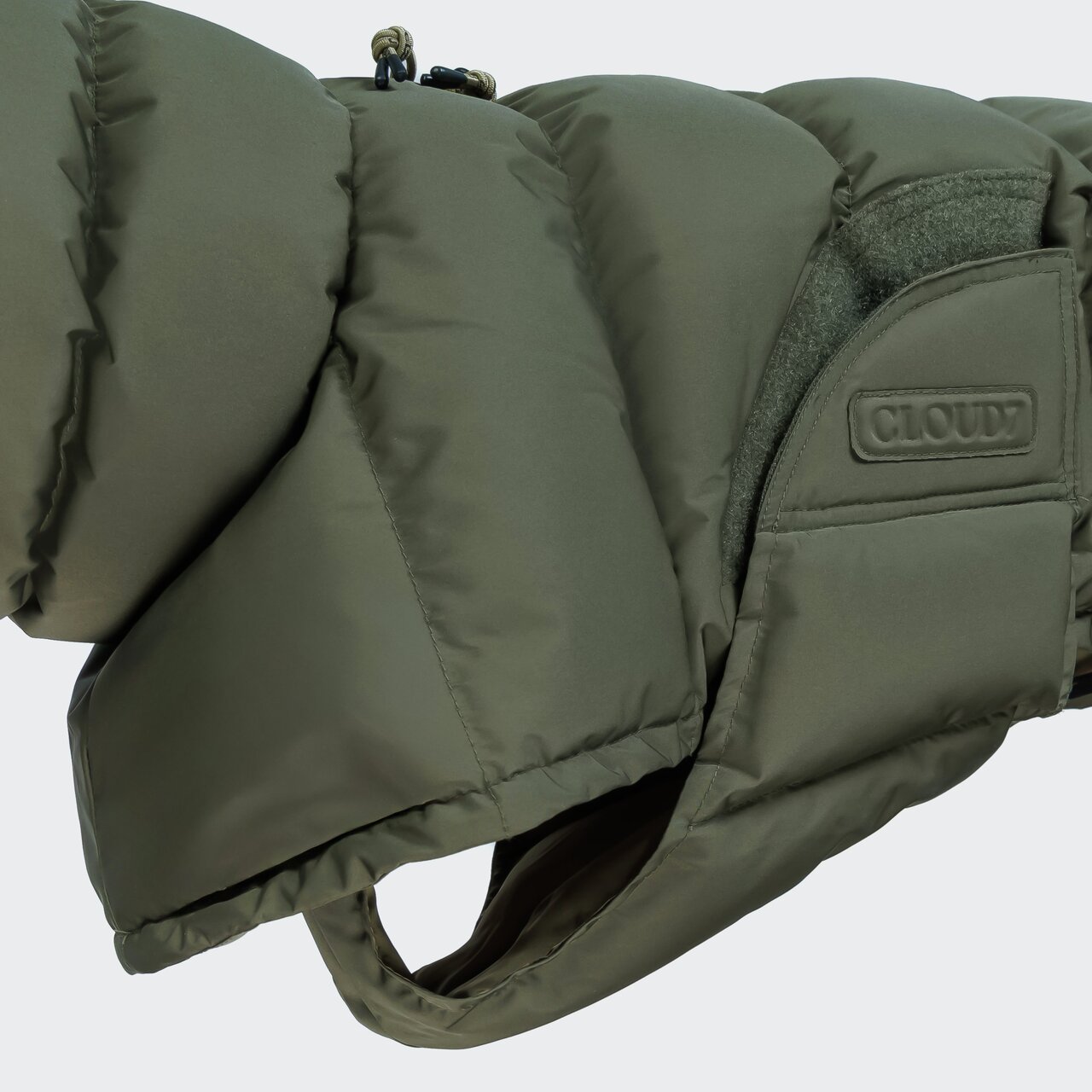 Cloud7 Hundejacke, grün, für kleine bis große Hunde, wasserabweisend, warm gefüttert, ideal für kalte Wintertage.