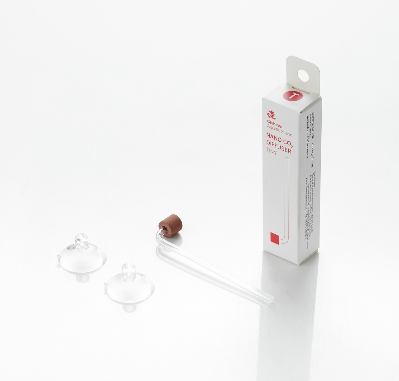 Chihiros Nano CO2 Diffuser Tiny, Zubehör für Aquarien, Glasrohr mit braunem Keramikelement, inkl. 2 Saugnäpfe, weiß-rote Verpackung.