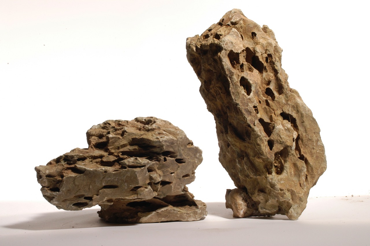 Aquadeco Gesteinsstücke, für Aquarien/Terrarien, naturnahe Gestaltung, poröse Struktur, Versteckmglk. für Fische/Reptilien.