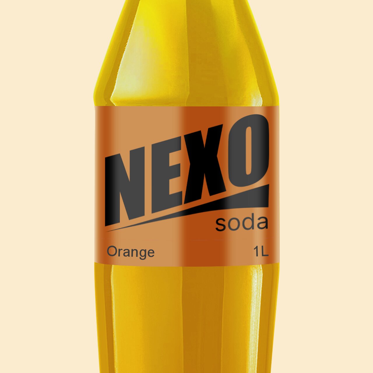 NEXO Soda Orange, kohlensäurehaltiges Erfrischungsgetränk mit Orangengeschmack, gelbe 1-Liter-Flasche mit Etikett.