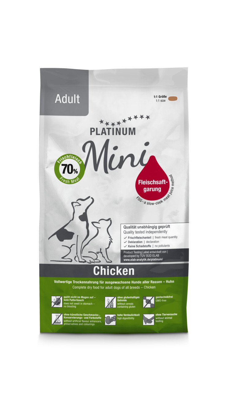 Das Bild zeigt eine Verpackung des Hundefutters „PLATINUM Mini Adult Chicken“. Es handelt sich um ein Trockenfutter für ausgewachsene Hunde aller Rassen, speziell für kleinere Hunde. Die Geschmacksrichtung ist Huhn, mit 70 % Frischfleischanteil. Die Verpa