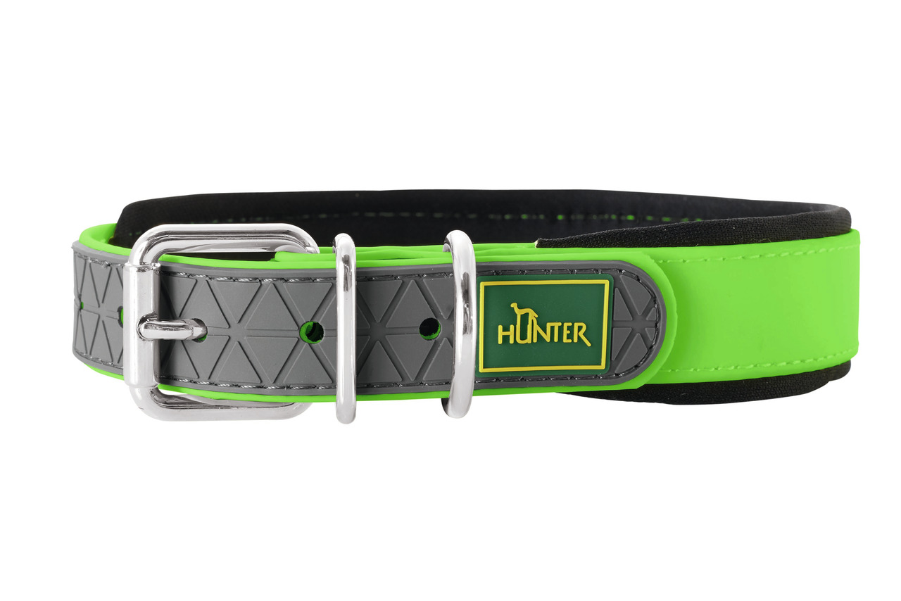 HUNTER Hundehalsband, grün mit grauen Akzenten, geometrisches Design, robuste Metallschnalle, weiche Polsterung, hoher Komfort.