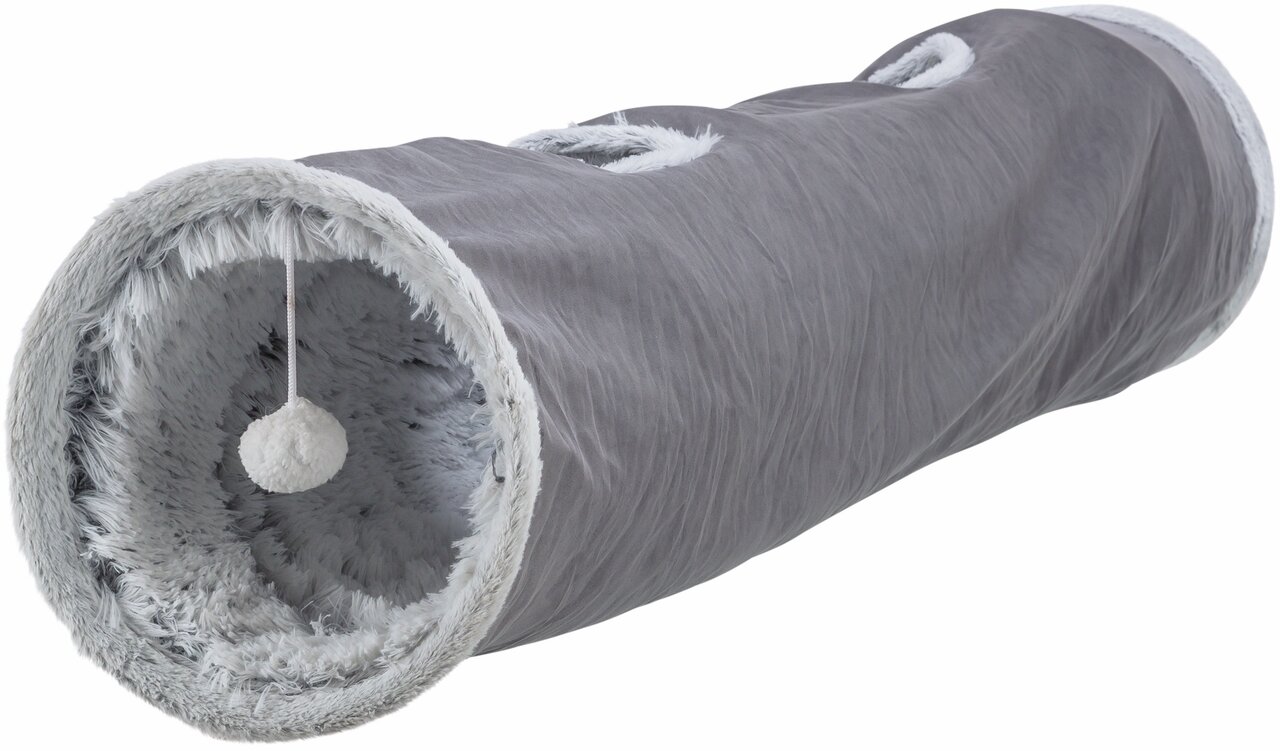 Weicher Katzentunnel von TRIXIE in Grau mit Plüschfutter, Spielball und Öffnungen, ideal für Katzen zum Spielen und Verstecken.