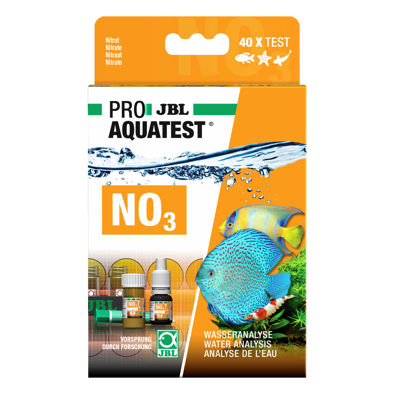 Das Bild zeigt das Produkt "JBL ProAquaTest NO3", ein Wassertest-Set zur Analyse von Nitratwerten in Aquarien und Teichen. Zielgruppe sind Aquarien- und Teichbesitzer. Die Verpackung enthält 40 Tests und zeigt bunte Fische sowie Pflanzen. Der Slogan "Vors