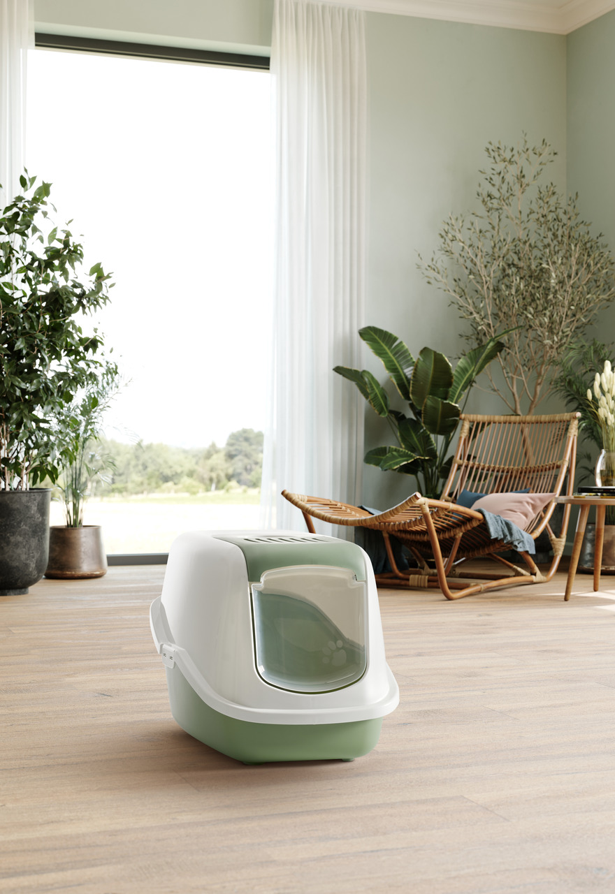 Savic Katzentoilette "Nestor", geschlossen, für Katzen, Weiß/Grün, mit transparenter Schwingtür (Pfotenmotiv), hygienisch.