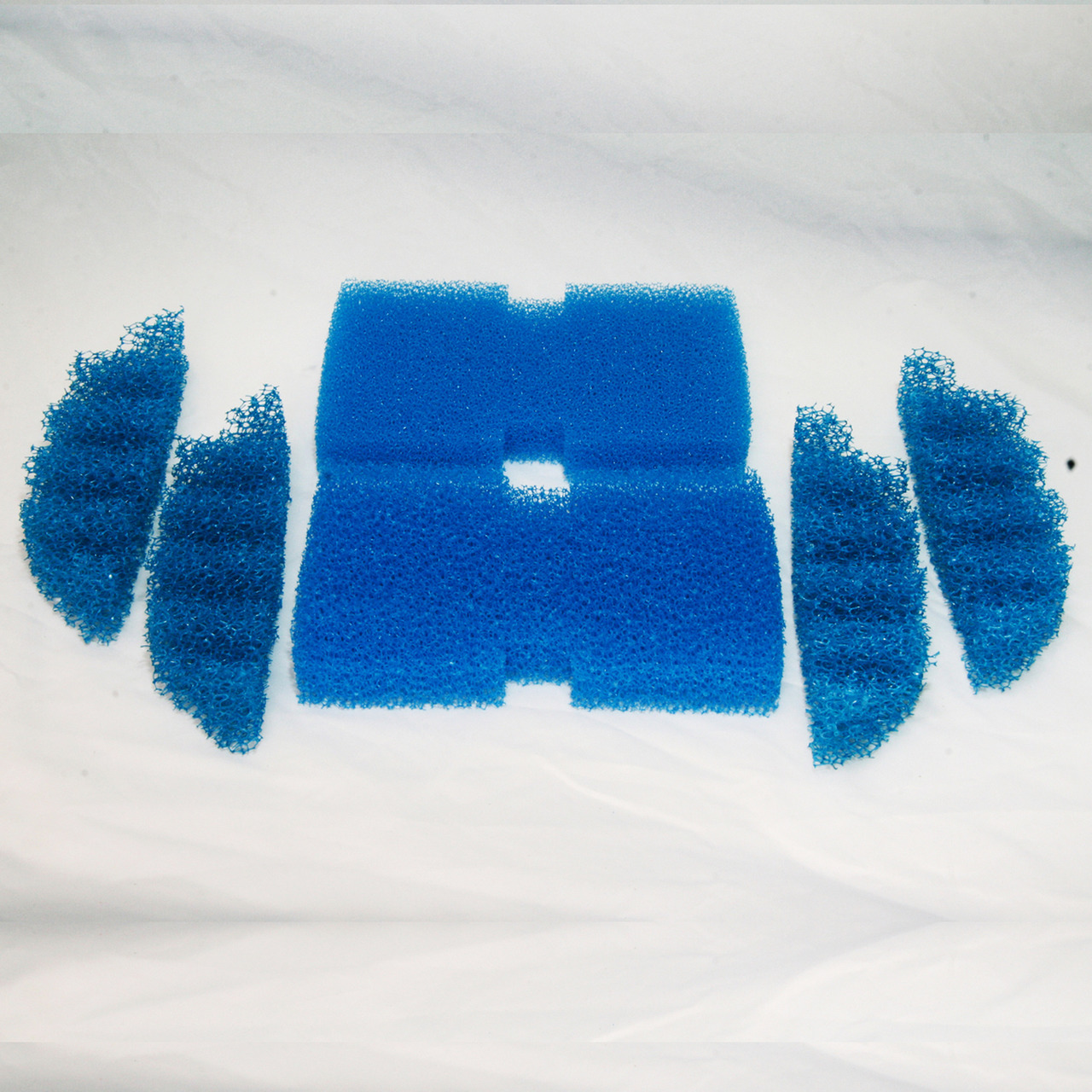 JBL Filterschaumstoffe, für Aquarienbesitzer, effektive Filterung, klares Wasser, versch. Formen, optimal anpassbar.