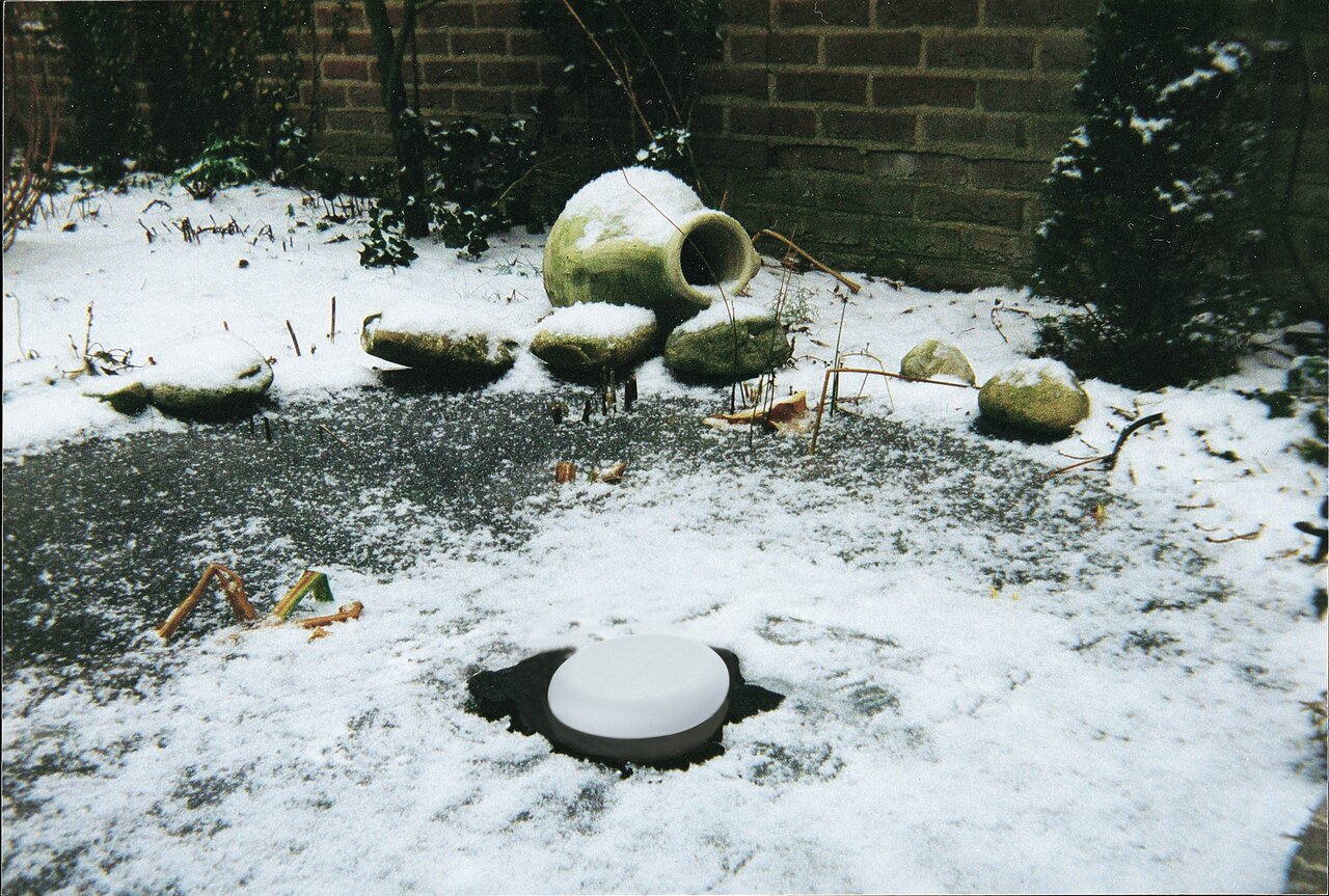 Pontec Eisfreihalter, für Teiche, weiß, hält Stelle eisfrei für Gasaustausch von Fischen & Pflanzen im Winter.
