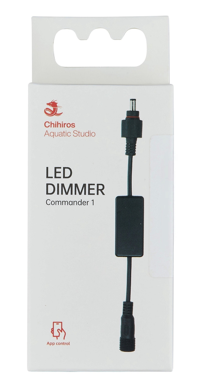 Das Bild zeigt die Verpackung des Chihiros LED-Dimmers Commander 1, ein Produkt von Chihiros Aquatic Studio. Der Dimmer ist für die Steuerung von LED-Beleuchtung in Aquarien konzipiert und ermöglicht die Bedienung über eine App. Auf der weißen Verpackung 