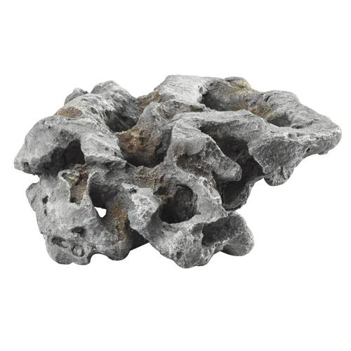 Ein grauer, naturgetreu gestalteter Dekorationsstein der Marke AQUA DELLA, geeignet für Aquarien und Terrarien. Das Produkt imitiert realistische Felsstrukturen mit mehreren Öffnungen und Vertiefungen, ideal als Versteckmöglichkeit für Fische oder Reptili